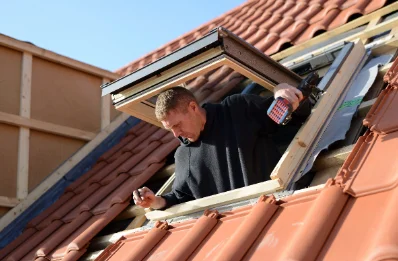 Pose de fenêtres de toit Velux à Sirac